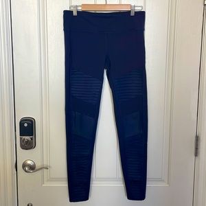 Alo moto blue leggings